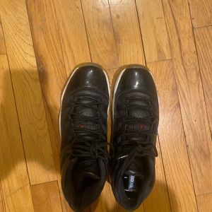 Jordan 11 (72-10) Size: 7